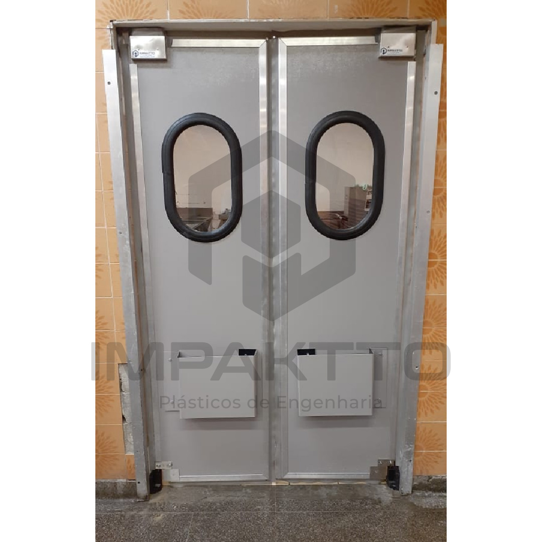 Portas Vai e Vem Com Vedação